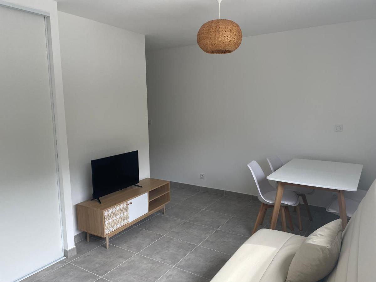 Les Jardins De Saint Pancrace Apartment Корте Екстериор снимка